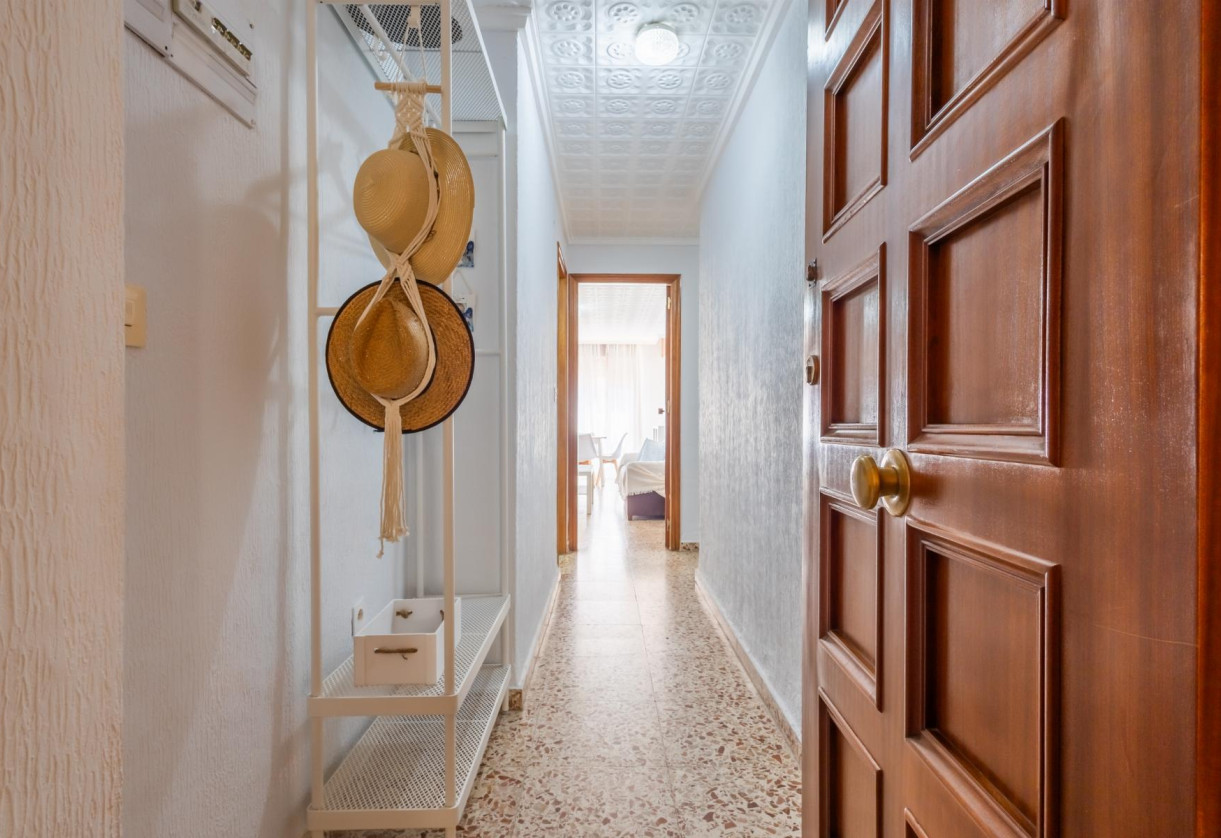Sale · APARTAMENTO · Torrevieja · playa de los naufragos