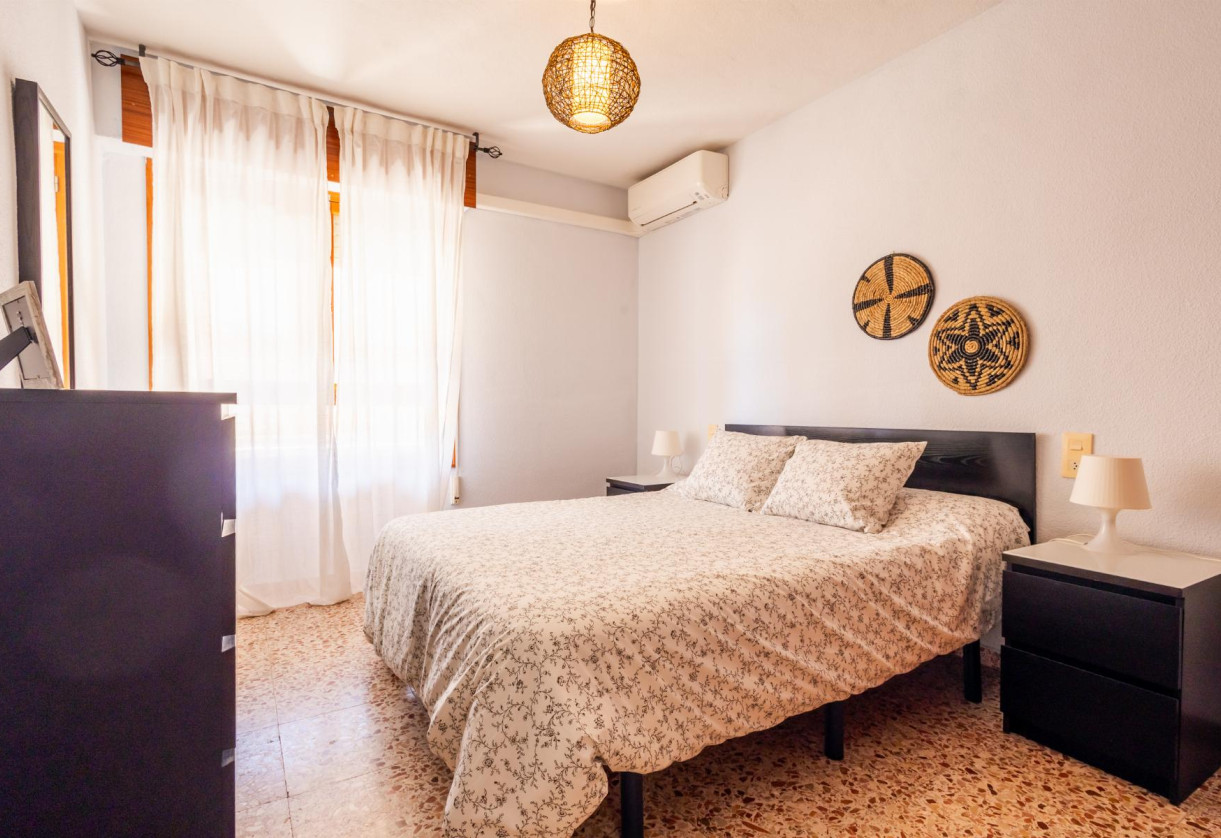 Sale · APARTAMENTO · Torrevieja · playa de los naufragos