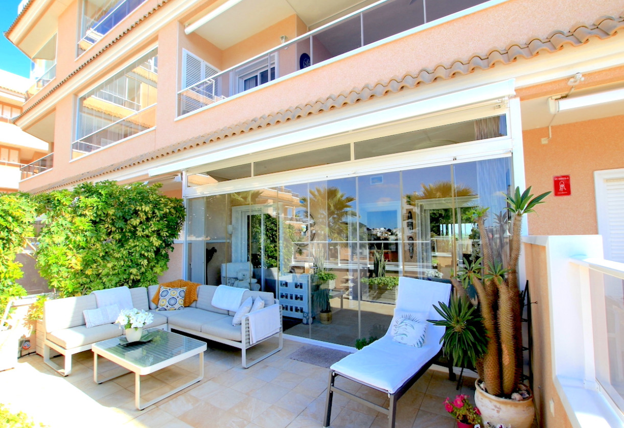 Sale · Apartment · Villamartin