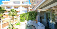 Sale · Apartment · Villamartin