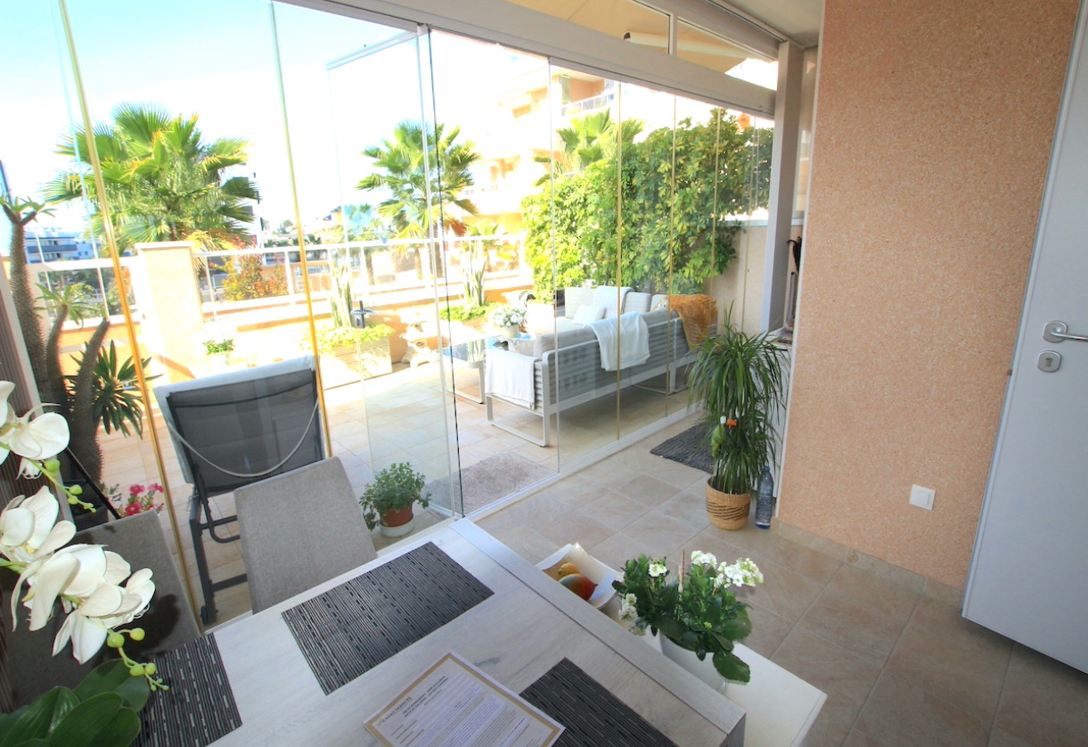 Sale · Apartment · Villamartin
