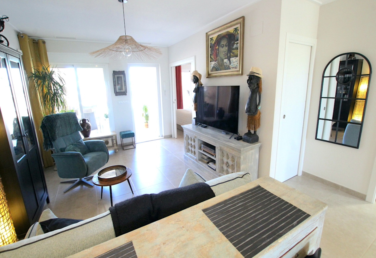 Sale · Apartment · Villamartin