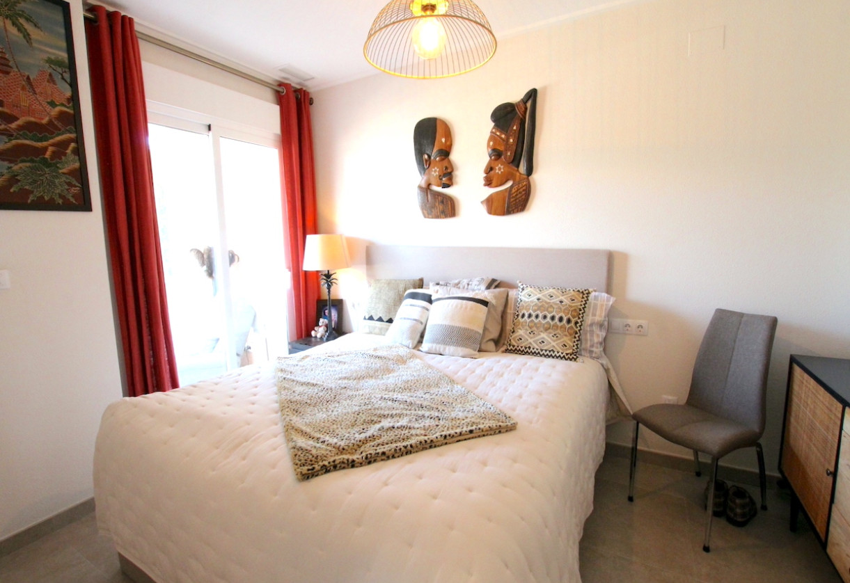Sale · Apartment · Villamartin