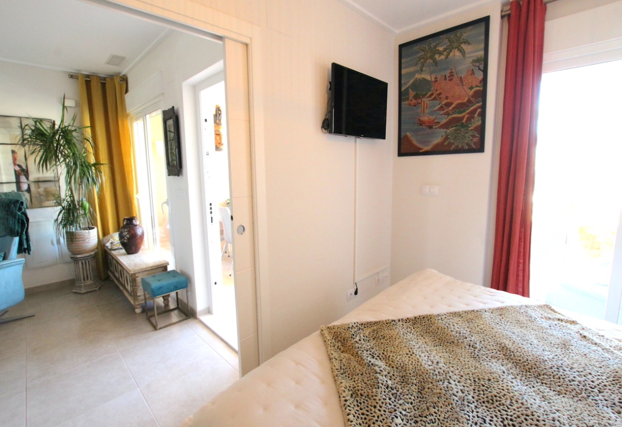 Sale · Apartment · Villamartin