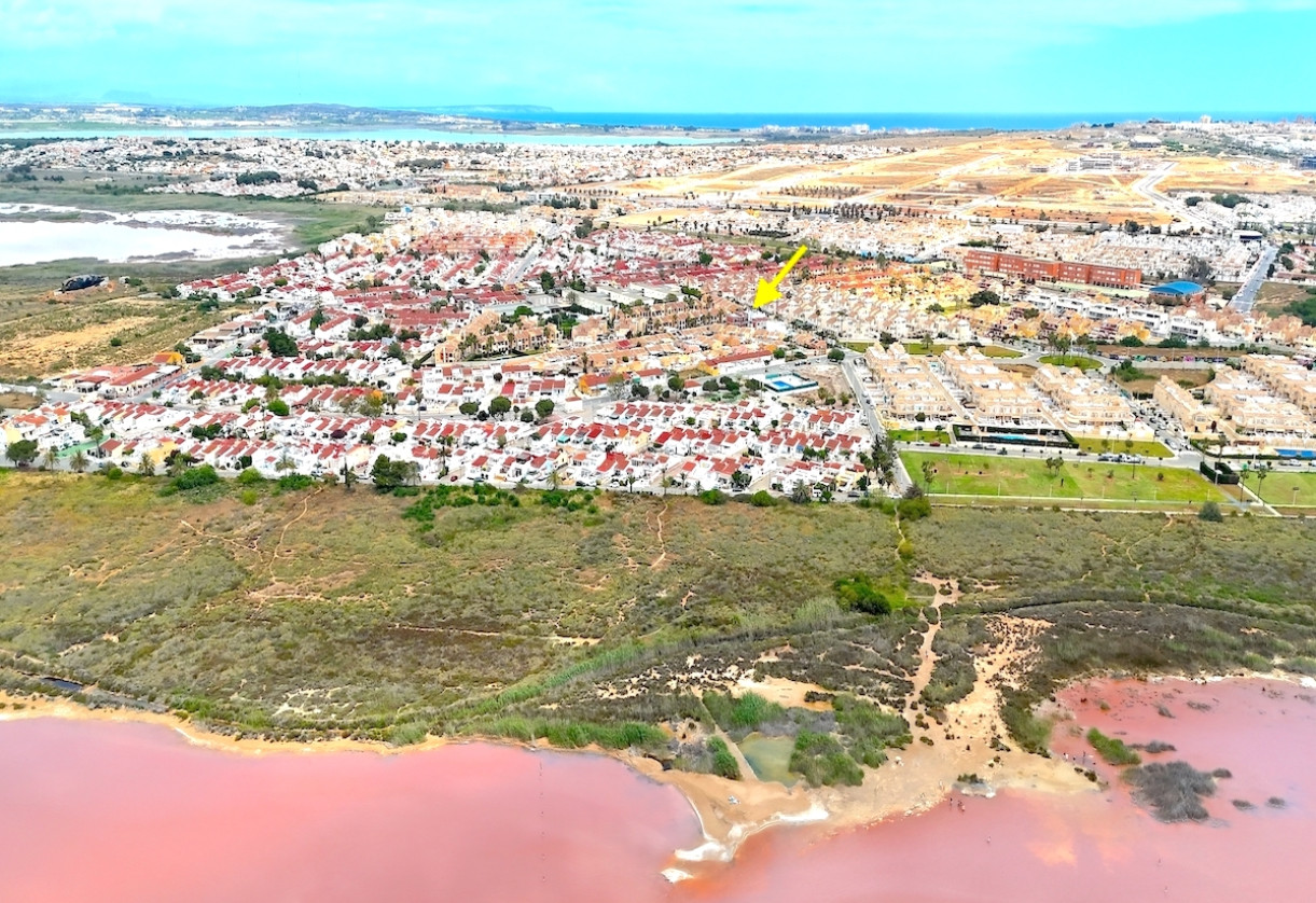 Sale · Villa · Torrevieja - El Hondo