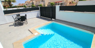 Sale · Villa · Torrevieja - El Hondo