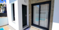 Sale · Villa · Torrevieja - El Hondo