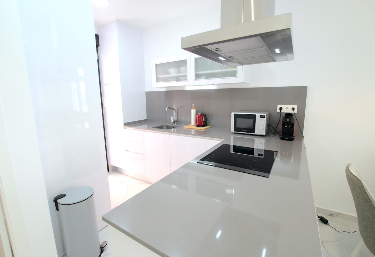 Sale · Villa · Torrevieja - El Hondo