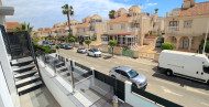 Sale · Villa · Torrevieja - El Hondo