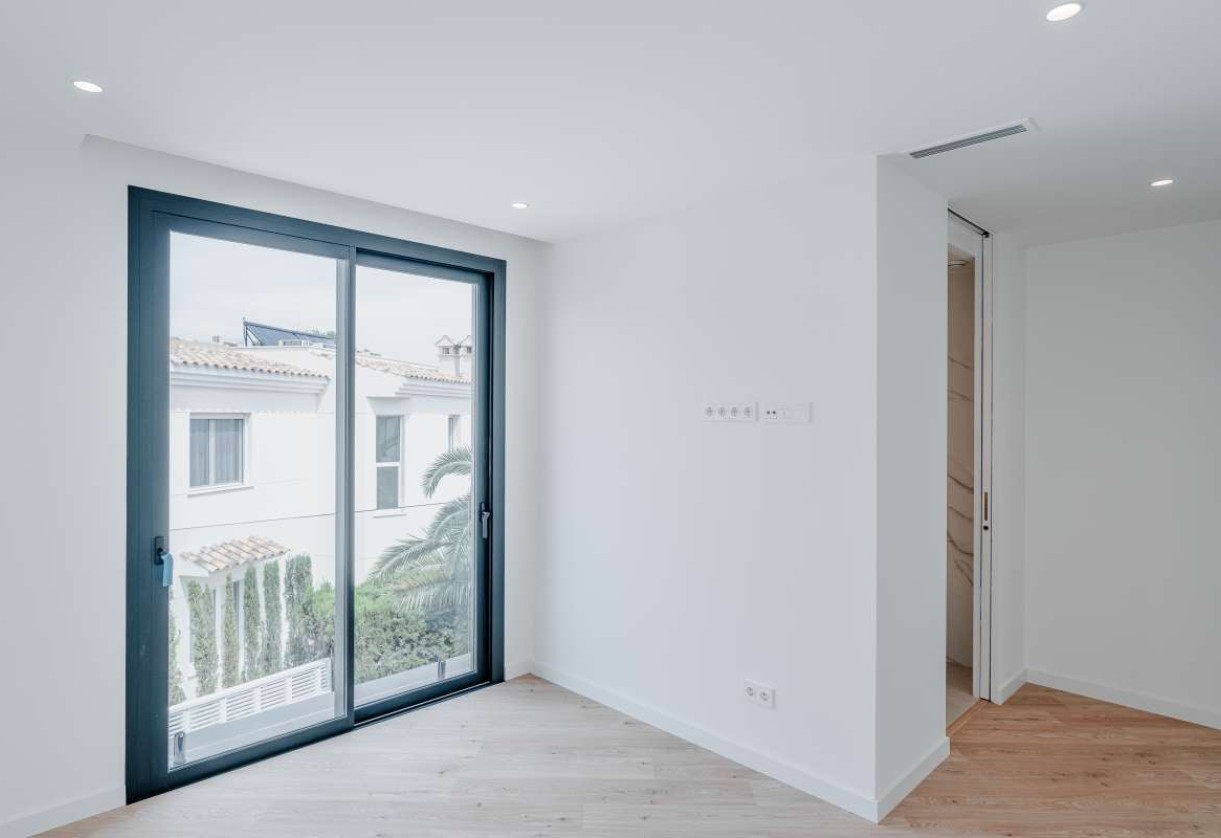 Rynek pierwotny · detached house · Calpe