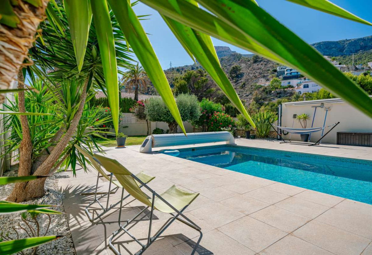 Sale · detached house · Calpe