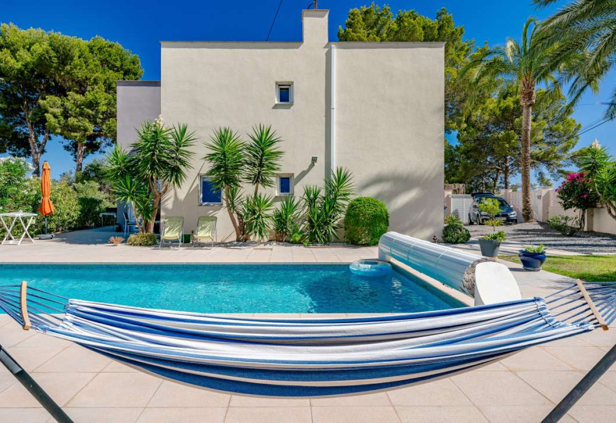 Sale · detached house · Calpe
