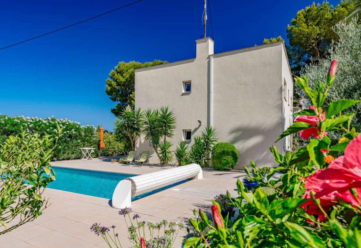 Sale · detached house · Calpe