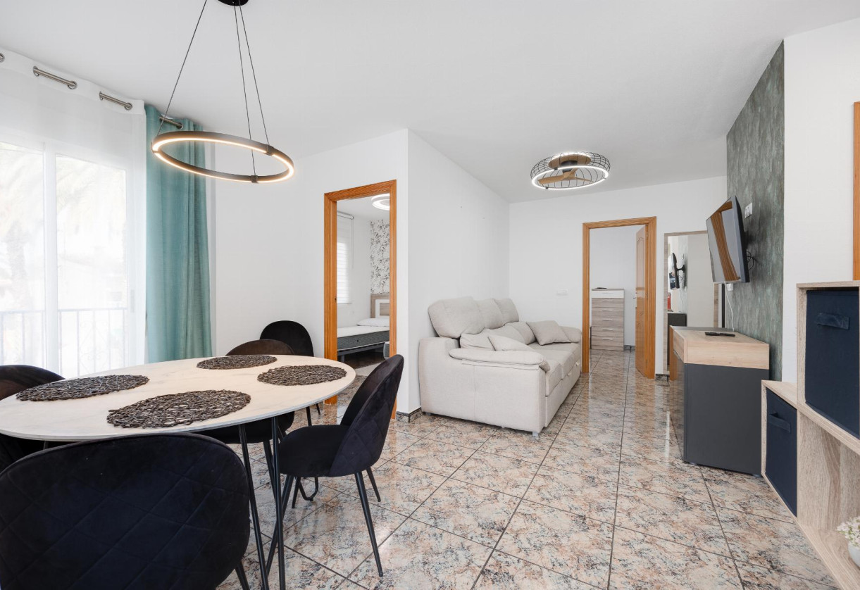 Rynek wtórny · APARTAMENTO · Torrevieja · PLAYA NAUFRAGOS