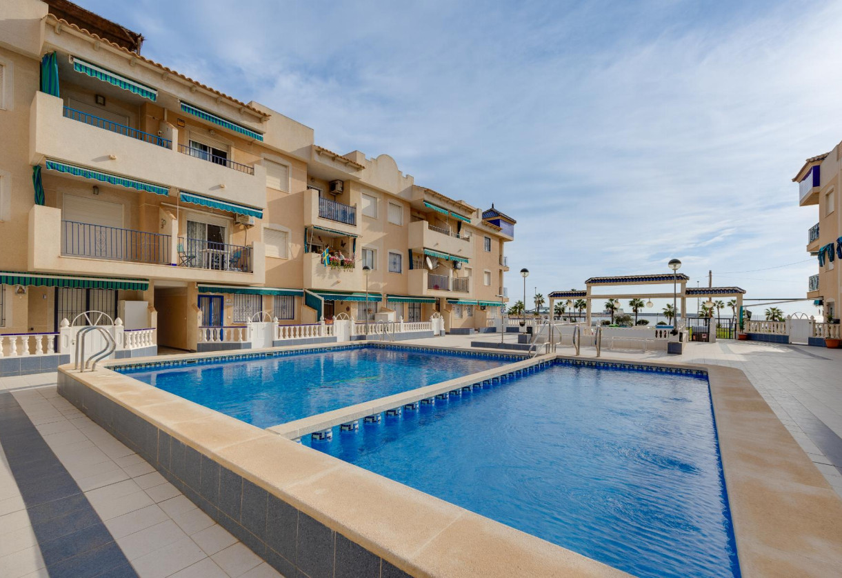 Resale · APARTAMENTO · Torrevieja · PLAYA NAUFRAGOS