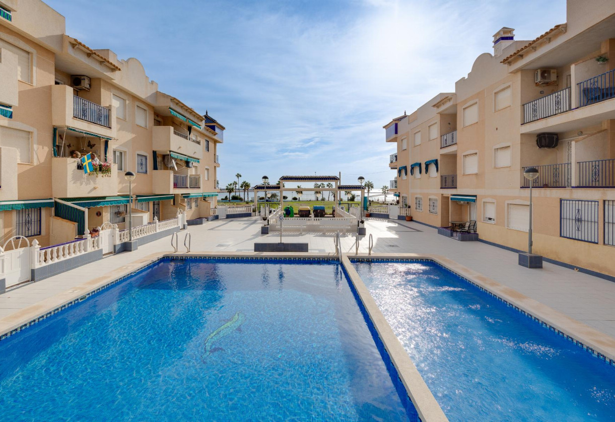 Resale · APARTAMENTO · Torrevieja · PLAYA NAUFRAGOS