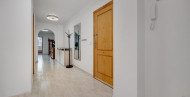 Resale · APARTAMENTO · Torrevieja · Playa del Cura