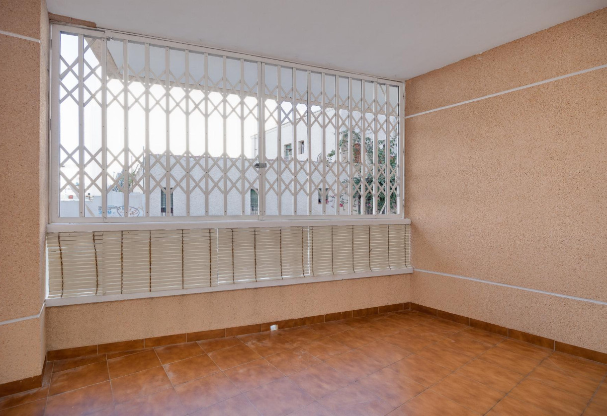 Resale · APARTAMENTO · Torrevieja · Playa del Cura