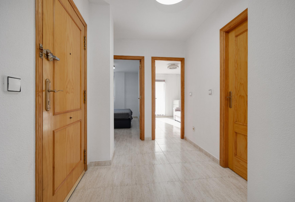 Resale · APARTAMENTO · Torrevieja · Playa del Cura