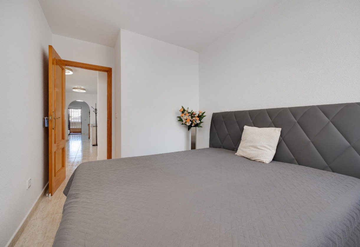 Resale · APARTAMENTO · Torrevieja · Playa del Cura