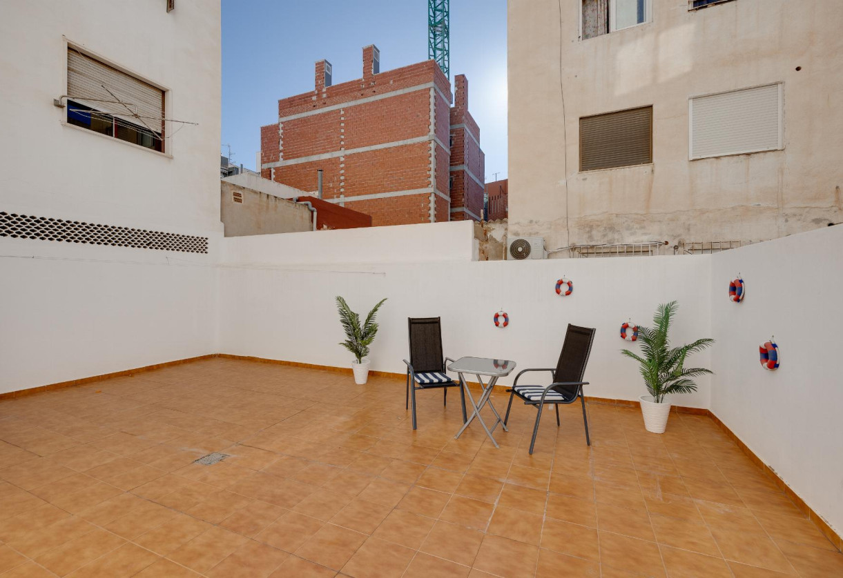 Resale · APARTAMENTO · Torrevieja · Playa del Cura