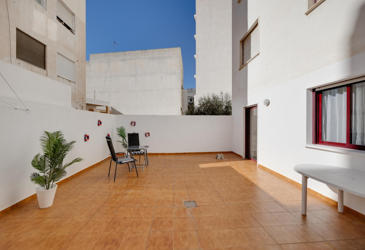 Resale · APARTAMENTO · Torrevieja · Playa del Cura