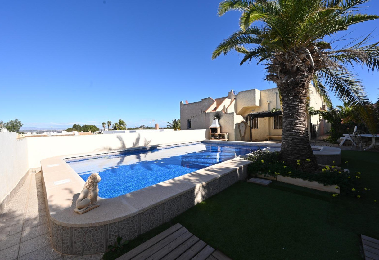 Rynek wtórny · Casa · Torrevieja · Los balcones