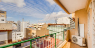 Resale · APARTAMENTO · Torrevieja · Centro