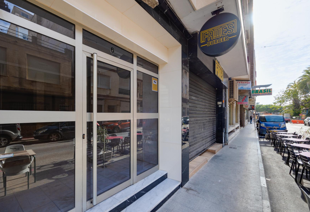 Resale · APARTAMENTO · Torrevieja · Centro