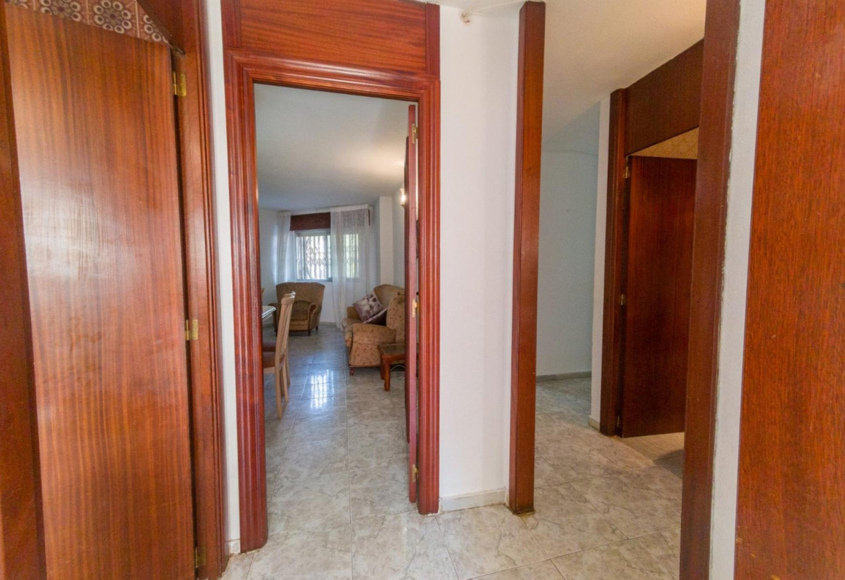Resale · APARTAMENTO · Torrevieja · Playa del Acequión