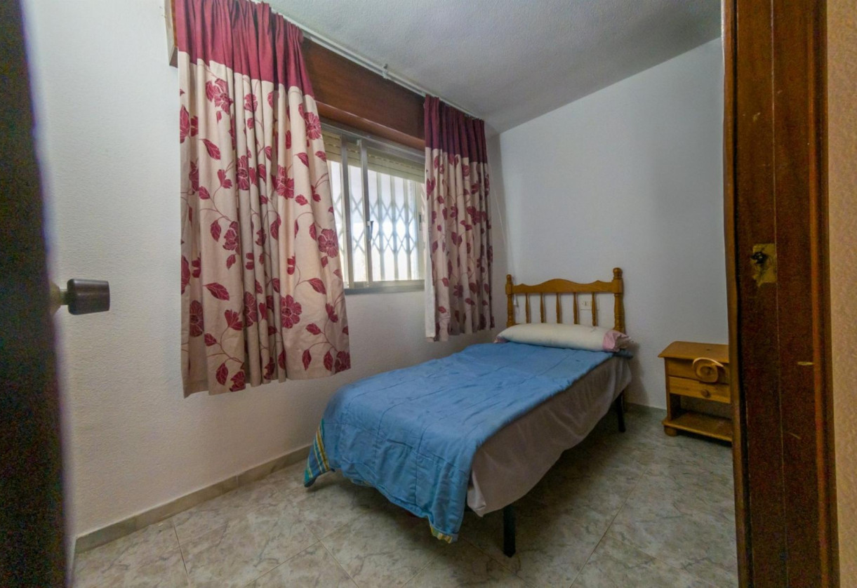 Resale · APARTAMENTO · Torrevieja · Playa del Acequión