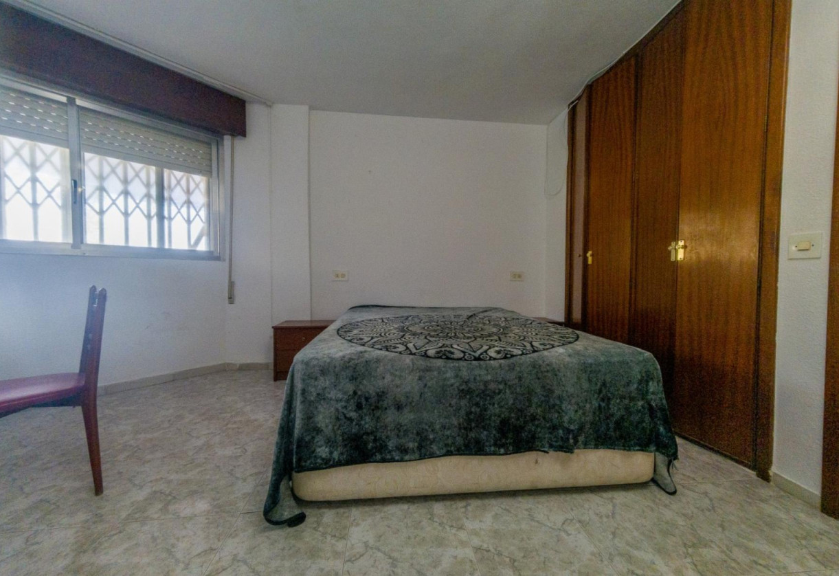 Resale · APARTAMENTO · Torrevieja · Playa del Acequión