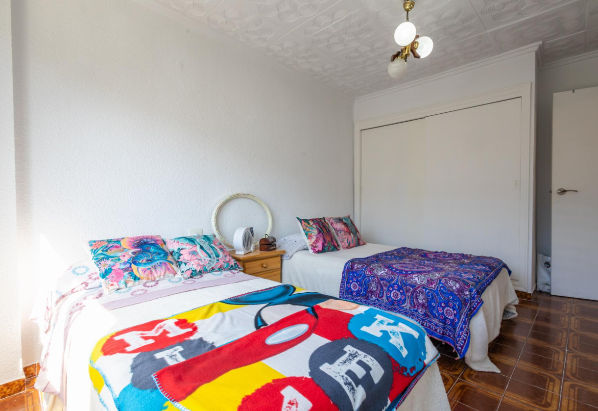 Resale · APARTAMENTO · Torrevieja · Playa del Acequión