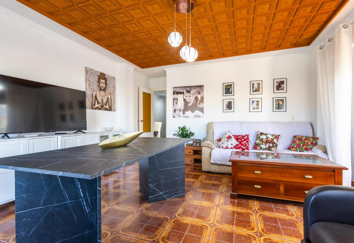 Resale · APARTAMENTO · Torrevieja · Playa del Acequión