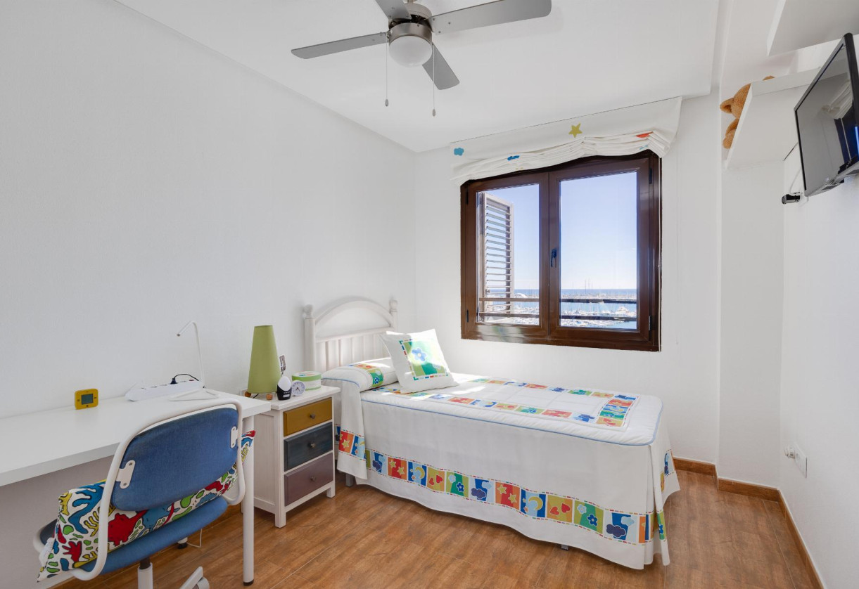 Sale · APARTAMENTO · Torrevieja · Playa Acequion