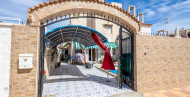 Sale · Chalet · Torrevieja · torreta III