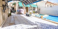 Sale · Chalet · Torrevieja · torreta III