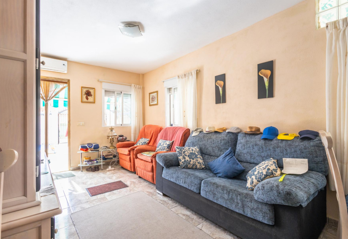 Sale · Chalet · Torrevieja · torreta III