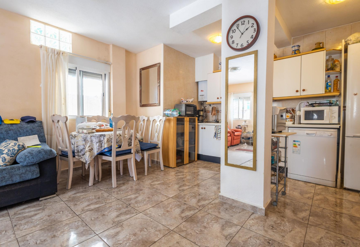 Sale · Chalet · Torrevieja · torreta III