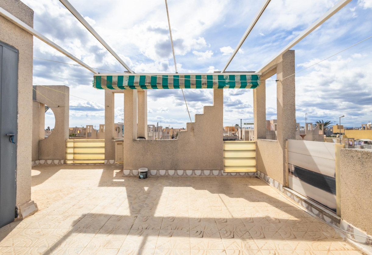 Sale · Chalet · Torrevieja · torreta III