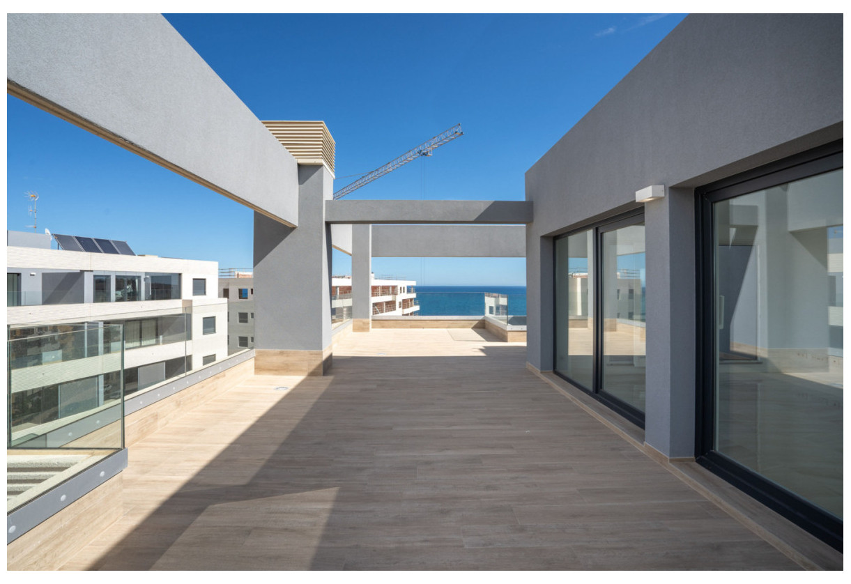 Resale · APARTAMENTO · Torrevieja · Punta Prima