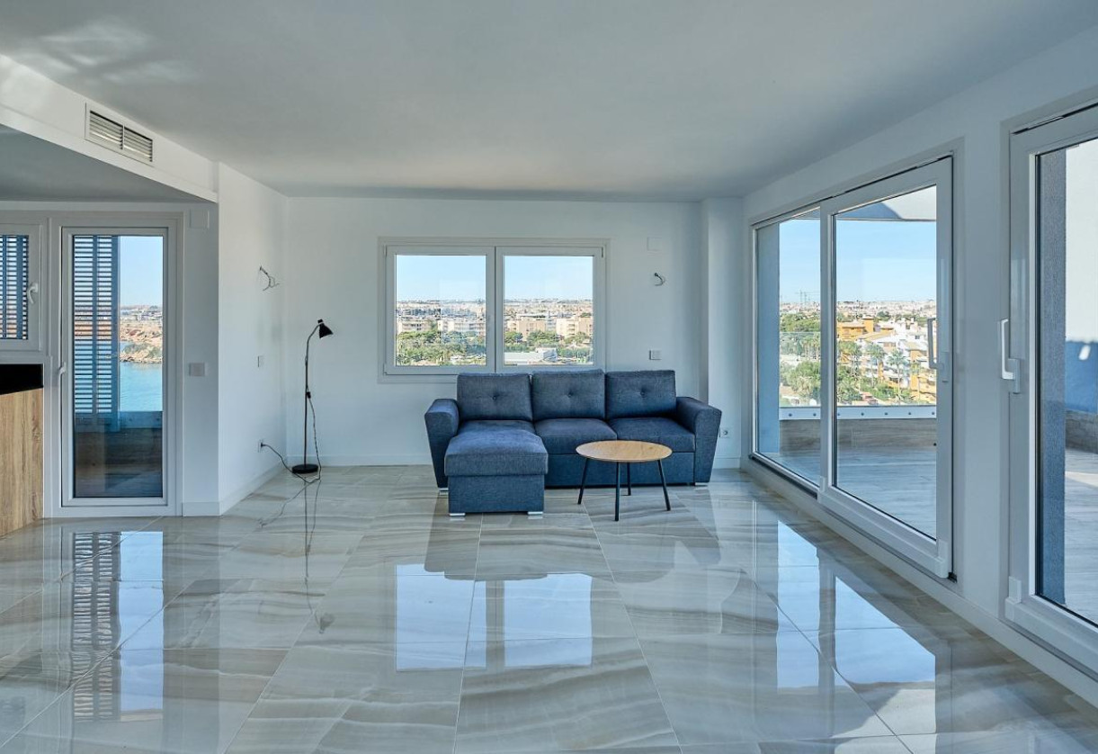 Resale · APARTAMENTO · Torrevieja · Punta Prima
