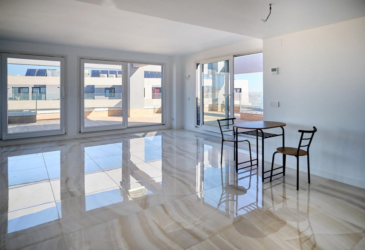 Resale · APARTAMENTO · Torrevieja · Punta Prima