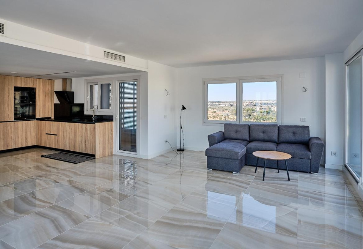 Resale · APARTAMENTO · Torrevieja · Punta Prima