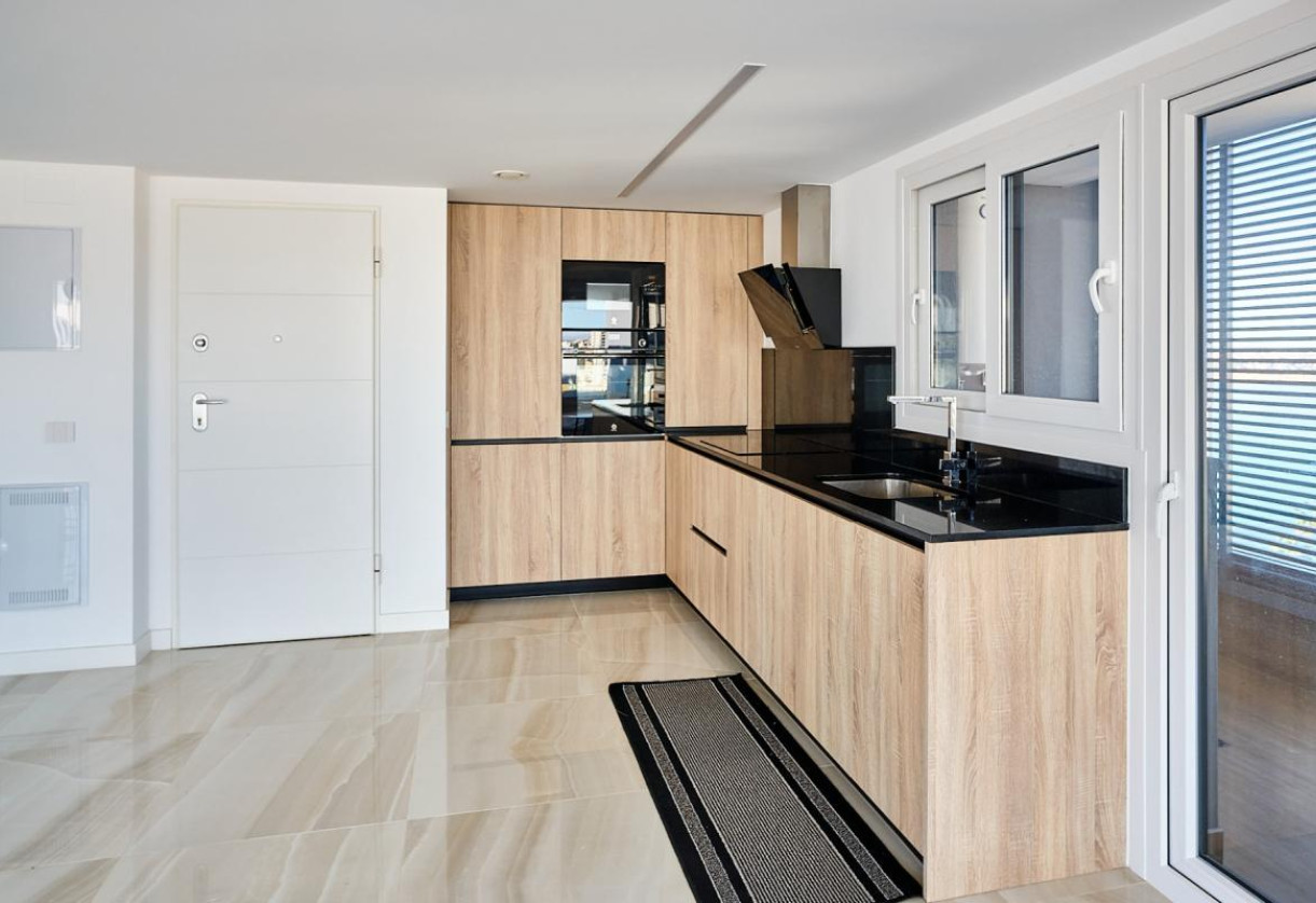 Resale · APARTAMENTO · Torrevieja · Punta Prima