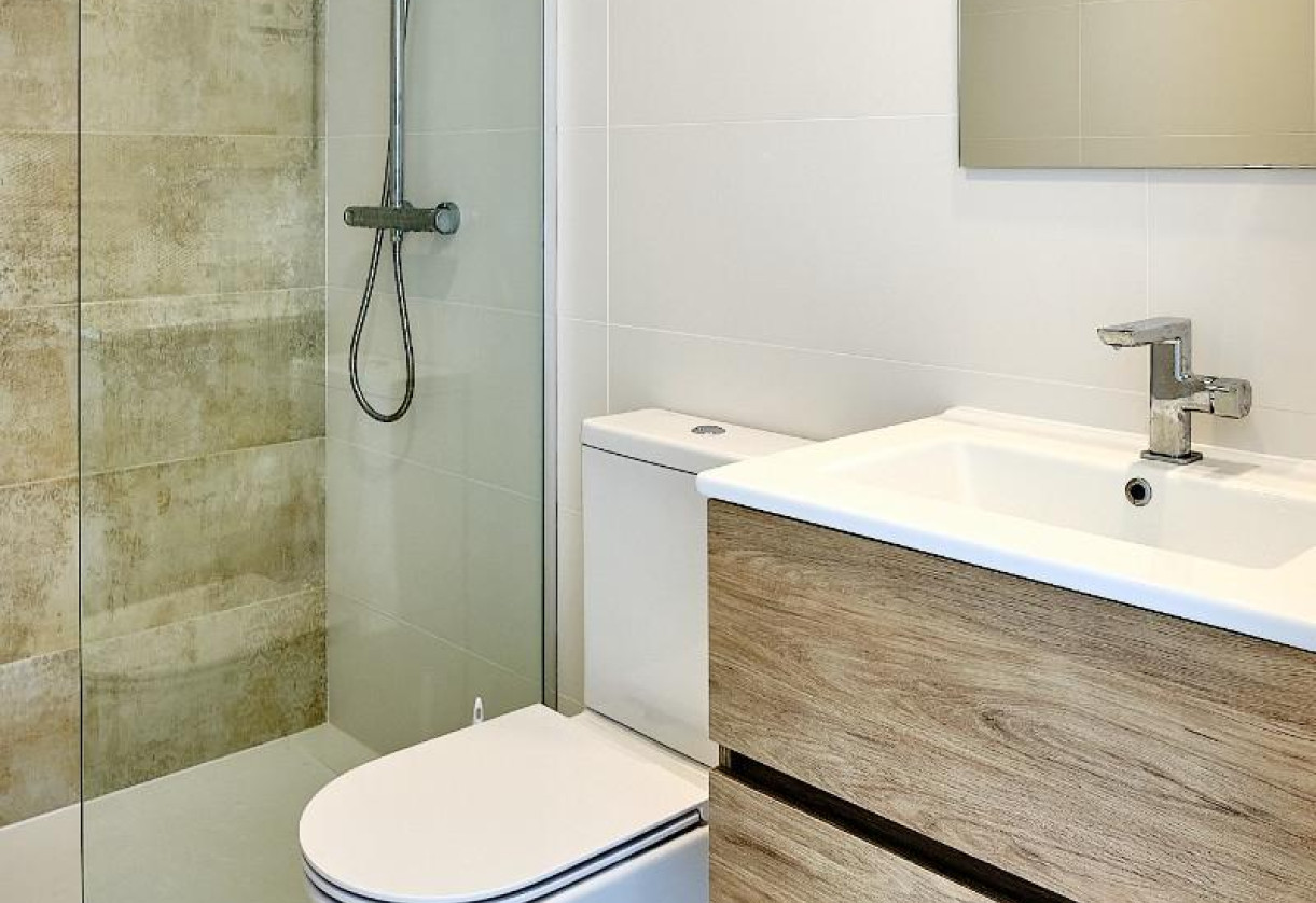 Resale · APARTAMENTO · Torrevieja · Punta Prima