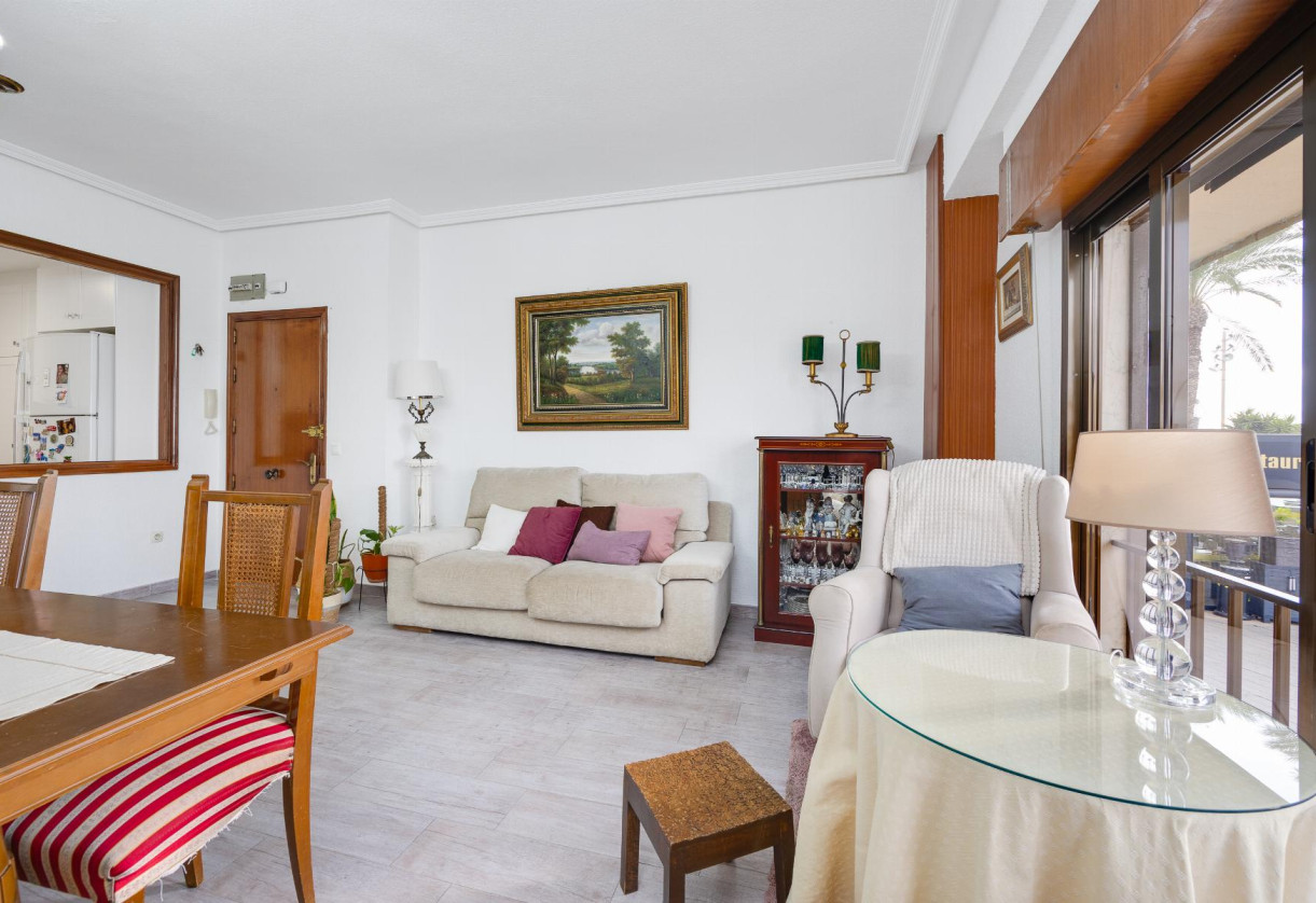 Rynek wtórny · APARTAMENTO · Torrevieja · Piscinas naturales