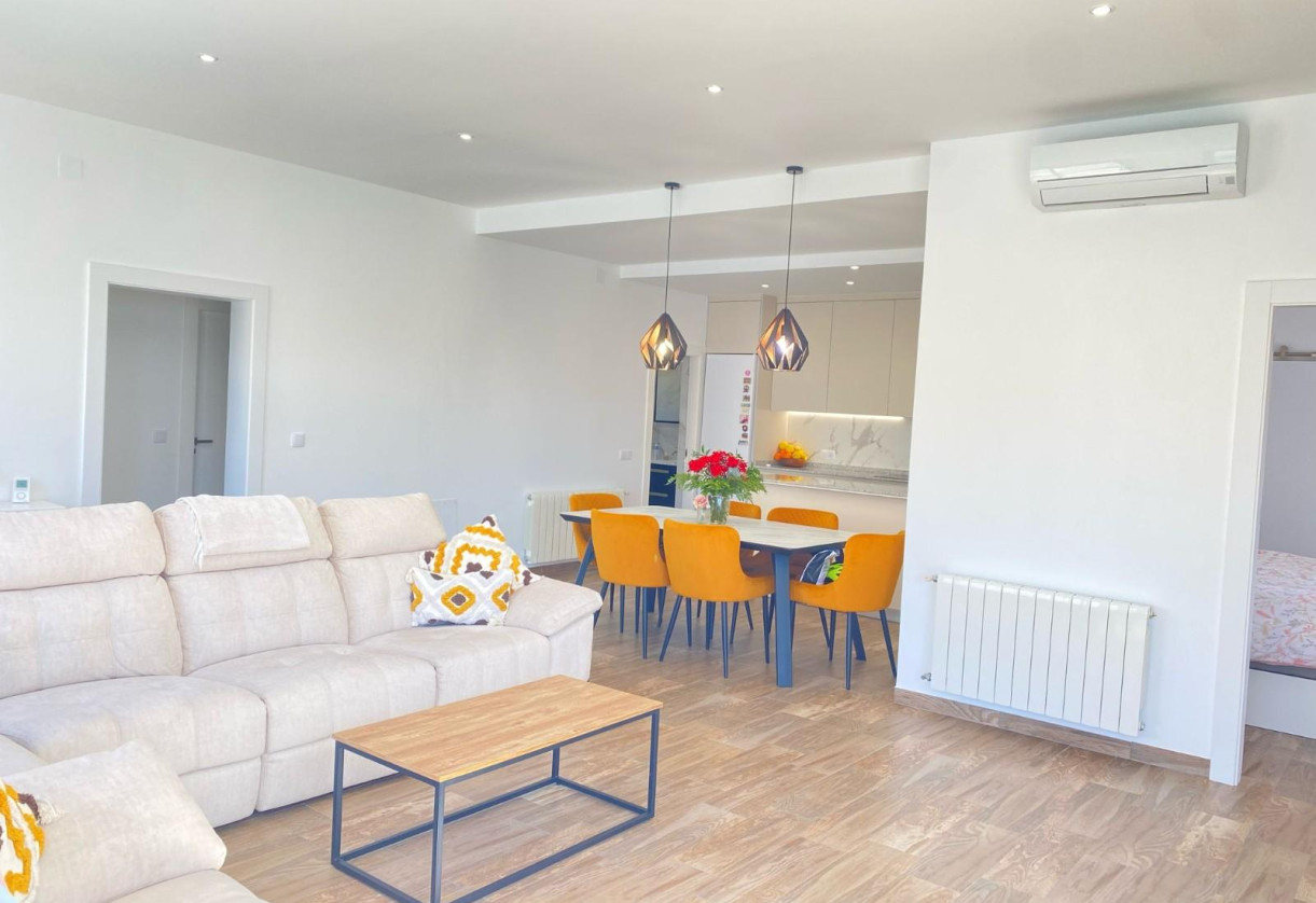 Resale · Chalet · Orihuela Costa · villamartin