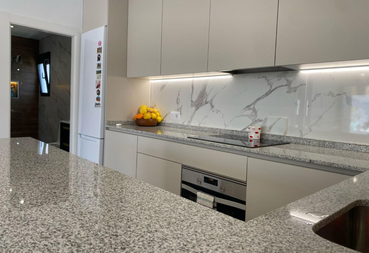 Resale · Chalet · Orihuela Costa · villamartin