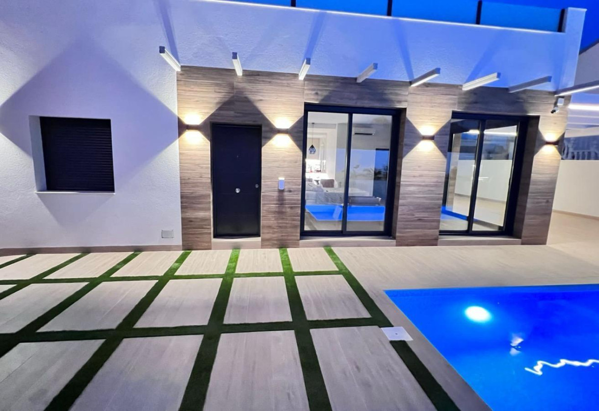 Resale · Chalet · Orihuela Costa · villamartin